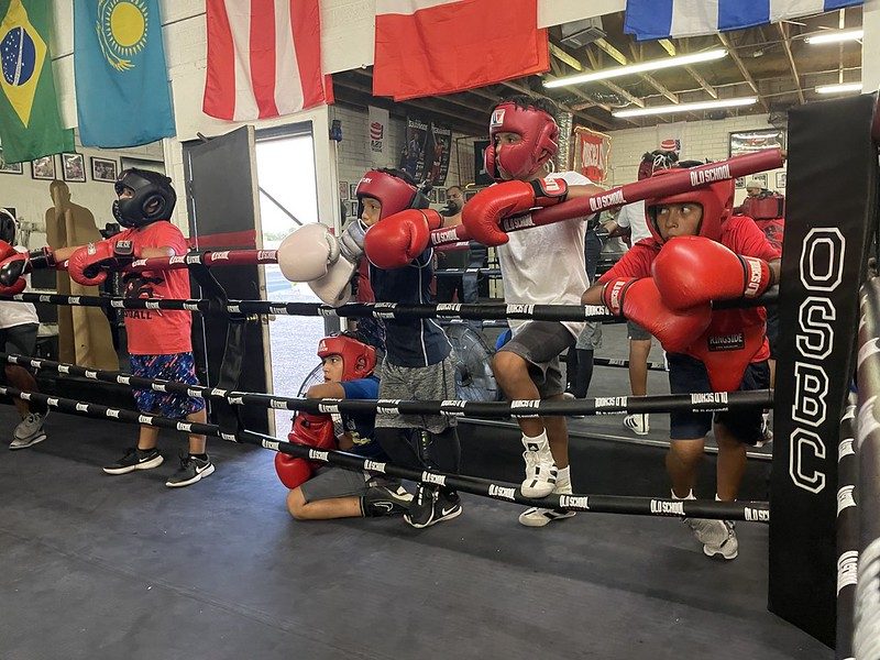 Old School Boxing Club amateurs sparring in the ring